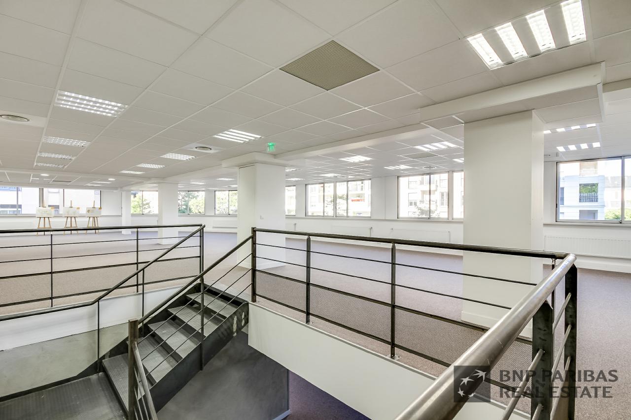 Bureau Issy-les-Moulineaux 1184m² Location bureau Issy-les-Moulineaux Hauts-de-Seine OLBUR2119689 3
